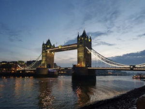 Tower Bridge Morgengrauen