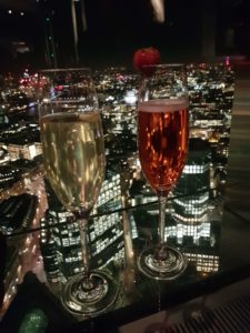 Champagnerbar über den Dächern London - das Vertigo 42