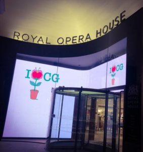 Covent Gardener Ad Royal Opera House (c) Jeannine Saba