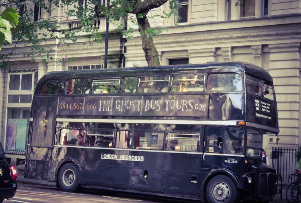 Ghost Bus London schwarzer Doppeldeckerbus Stadtrundfahrt Grusel