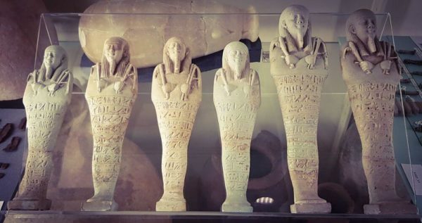 London Ägypten Petrie Museum Uschebti Statuetten