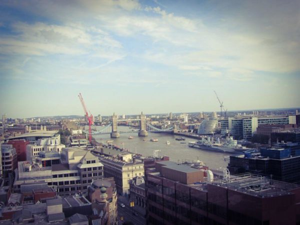 London Aussichtspunkt The Monument Ausblick Tower Bridge