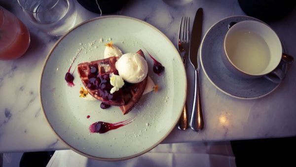 London Frühstück Duck and Waffle Spitalfields 24 hour Restaurant