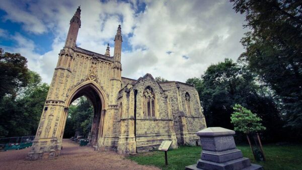 London Nunhead Cemetery Anglican Chapel Magnificent Seven