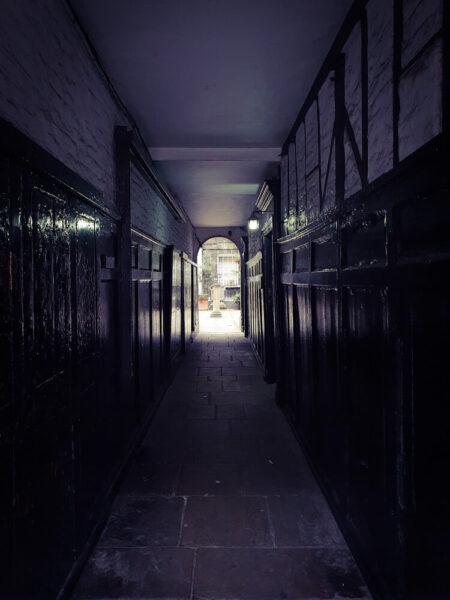 London Pickering Place