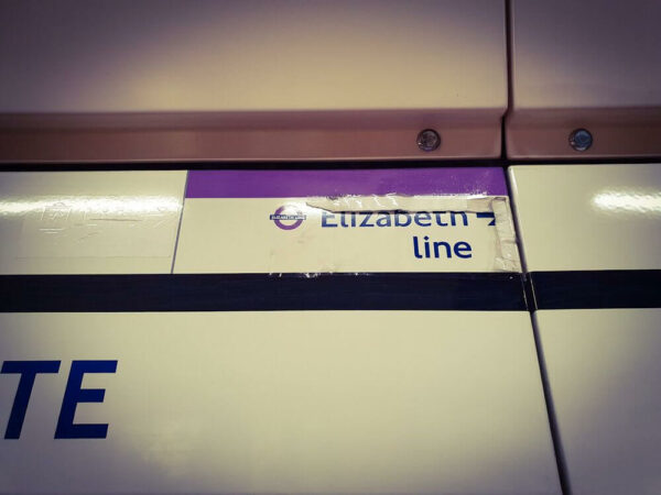London Tube Elizabeth Line lila Linie