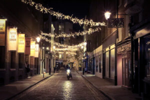 London Weihnachtsbeleuchtunge Seven Dials Lichterketten