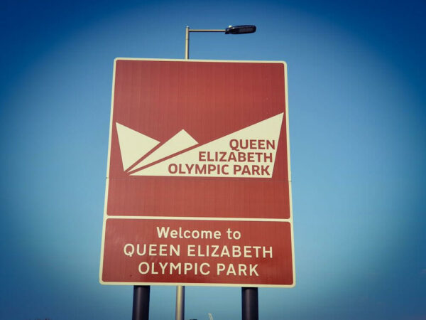 Queen Elizabeth Olympic Park Stratford Schild