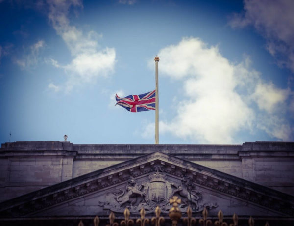 Tod Prince Philip Buckingham Palace London Halbmast Union Jack