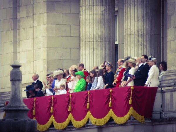 Trooping the Colour 2016 Royal Family Balkon Geburtstag Queen Parade