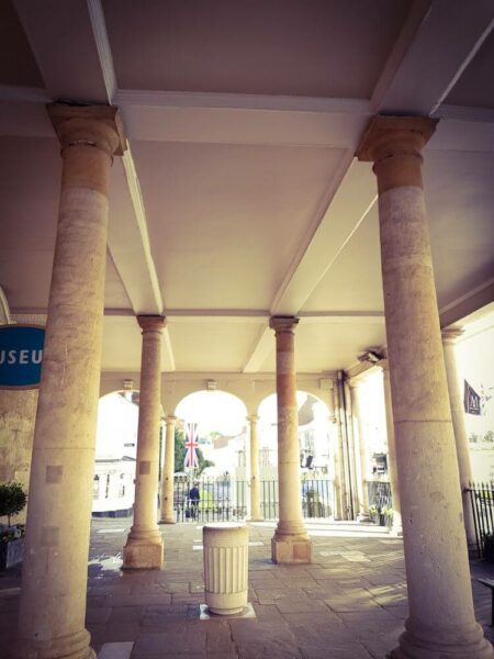 Windsor Guildhall Wren Säulen London Tagesausflug