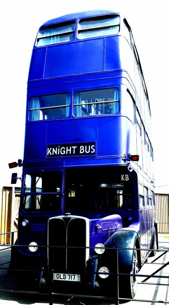 Der Knight Bus - all destinations (nothing underwater)