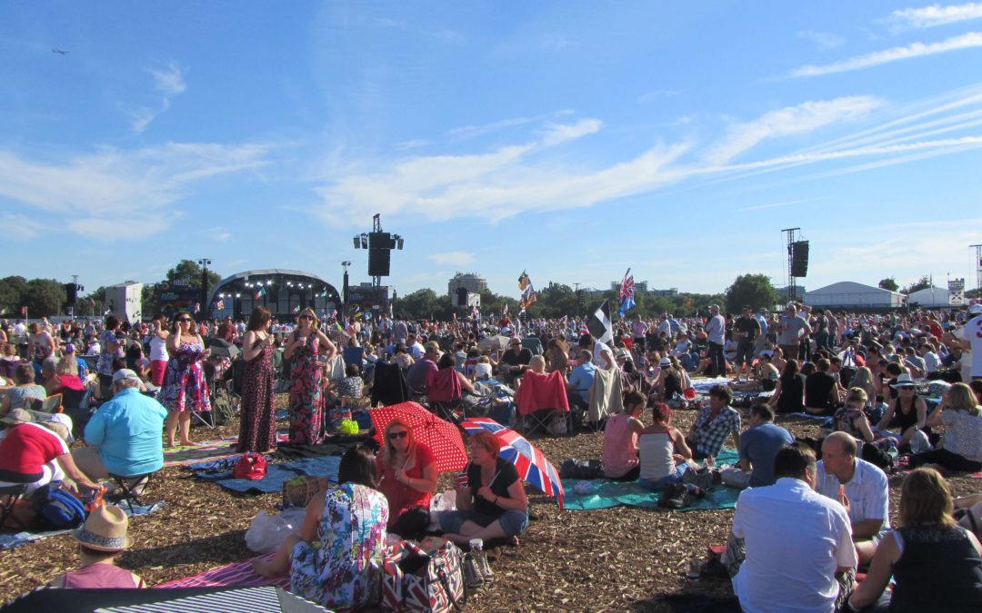 Picknick at Hyde Park during the Last Night of the Proms