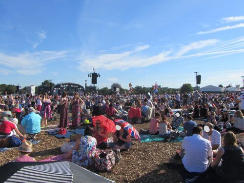 Proms in the Park - ein riesiges Picknick mit Tausenden Besuchern