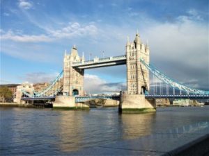 Die Tower Bridge - eins der bekanntesten Wahrzeichen in London © Christine Konkel