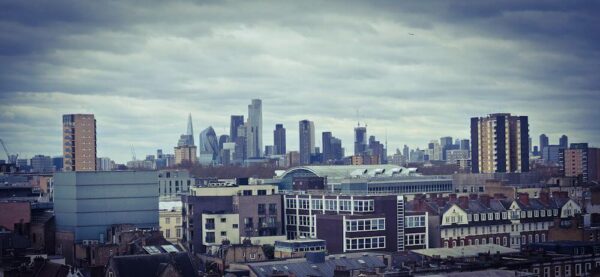 Hackney St Augustine's Tower Kirchturm Ausblick City of London