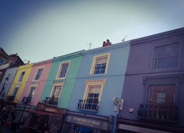 London Notting Hill Portobello Road bunte Häuser
