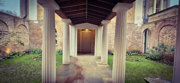 London Ealing Pitzhanger Manor Säulengang Soane